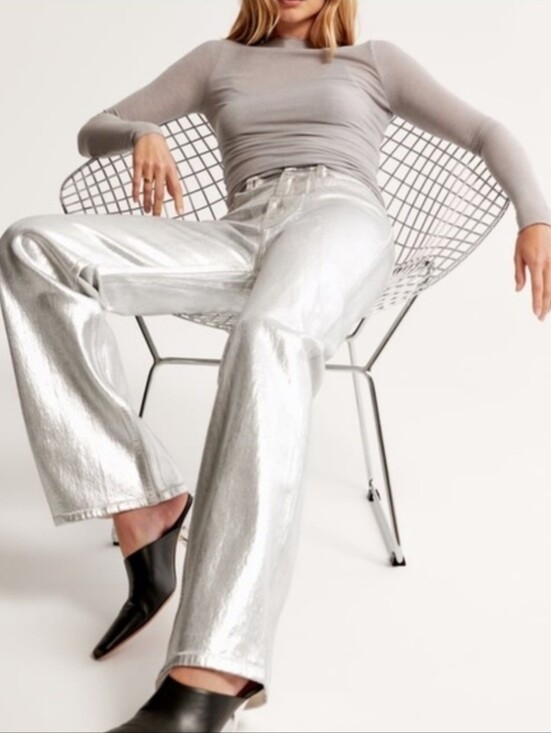 Abercrombie & Fitch Pants - Abercrombie & Fitch 90s Relaxed High Rise Curve Love Metallic Jeans Women's 26 2